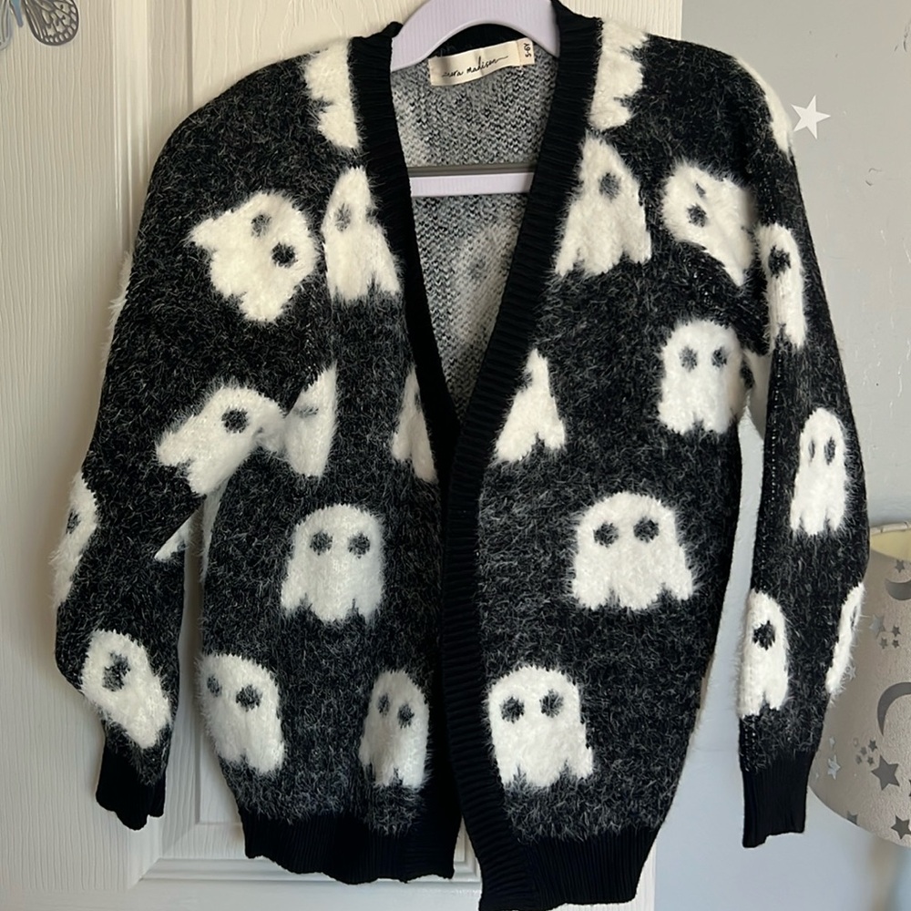 Nora Madison Thick Ghost Cardigan